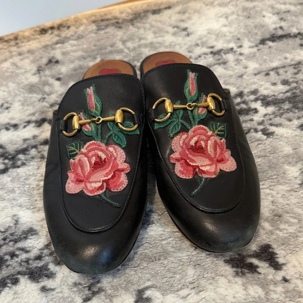 GUCCI Floral Embroidered Black Loafer mules size 6 - Picture 2 of 4